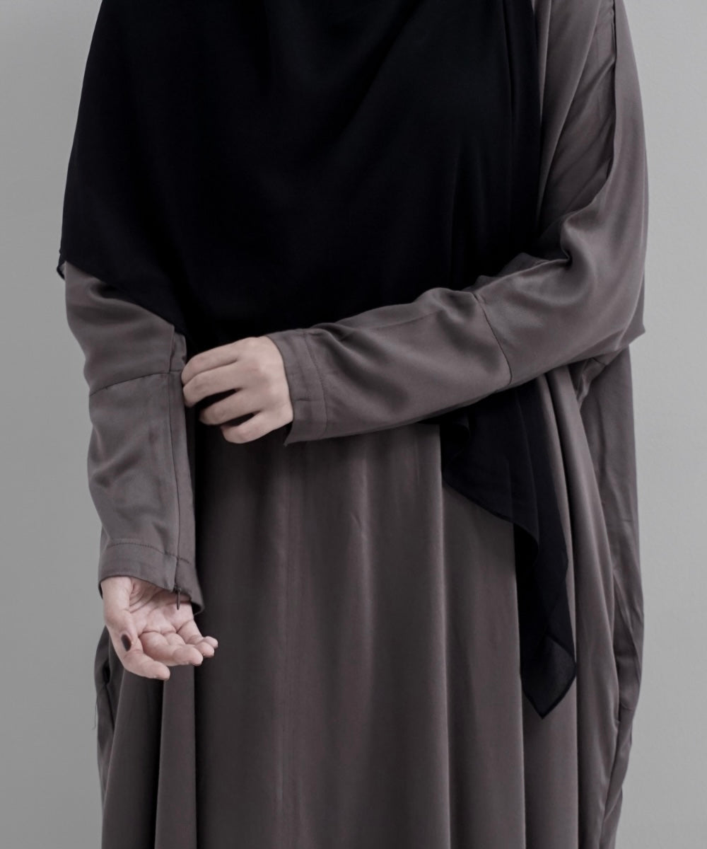 EMARA RUFFLE ABAYA