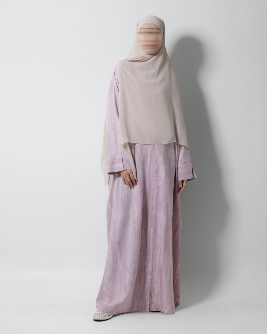 ESSENTIALS ABAYA