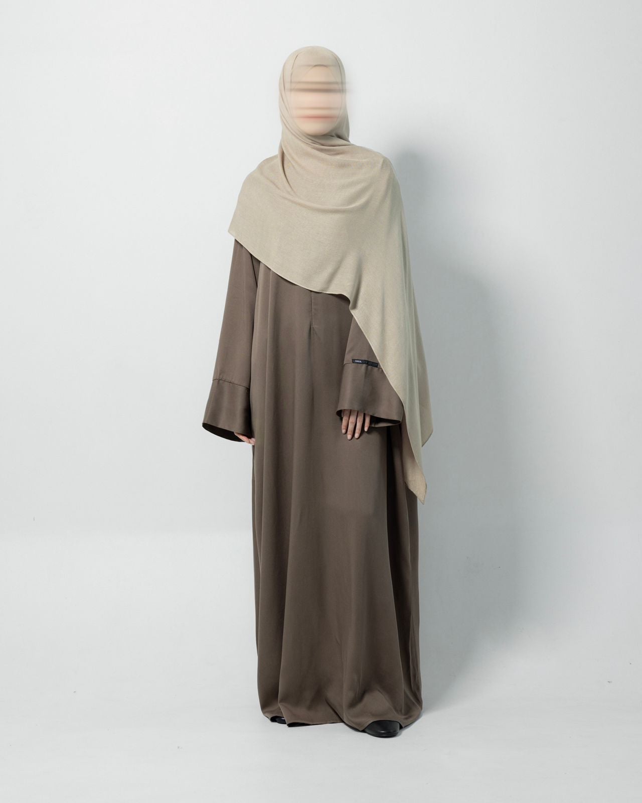 NEIMA ABAYA