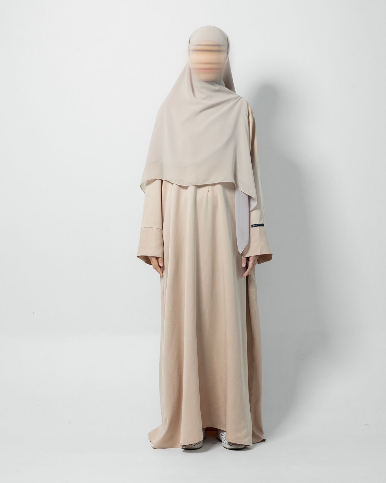 NEIMA ABAYA