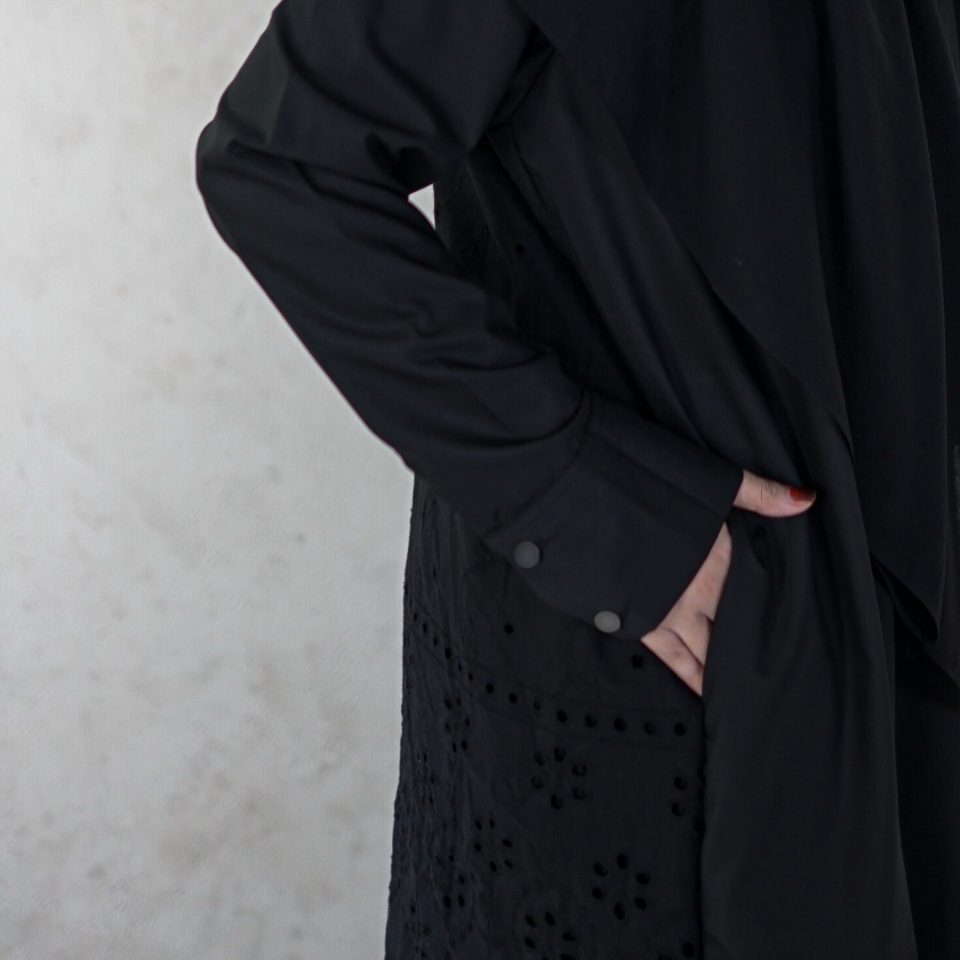 ZEYA LACE ABAYA