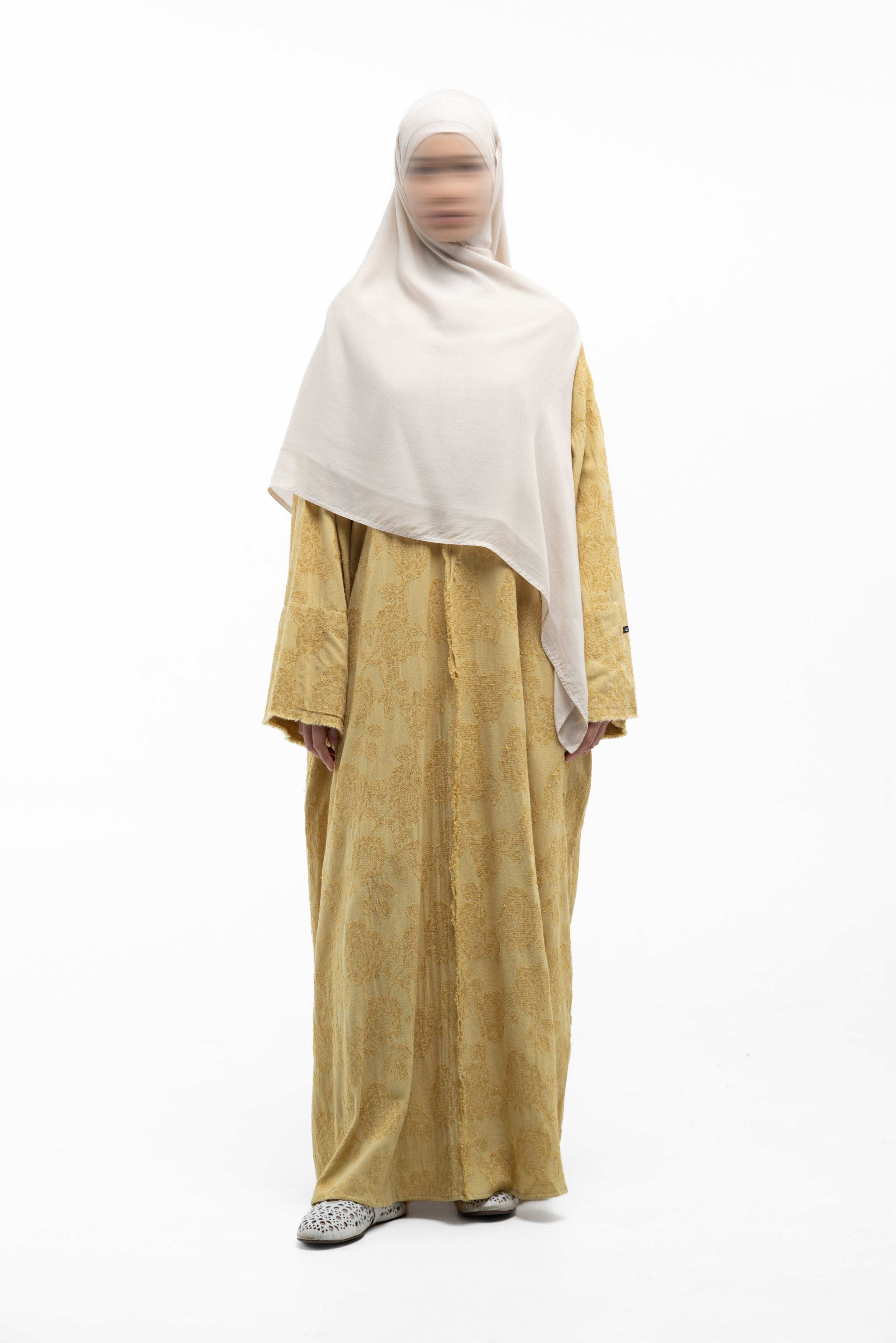 SARA ABAYA