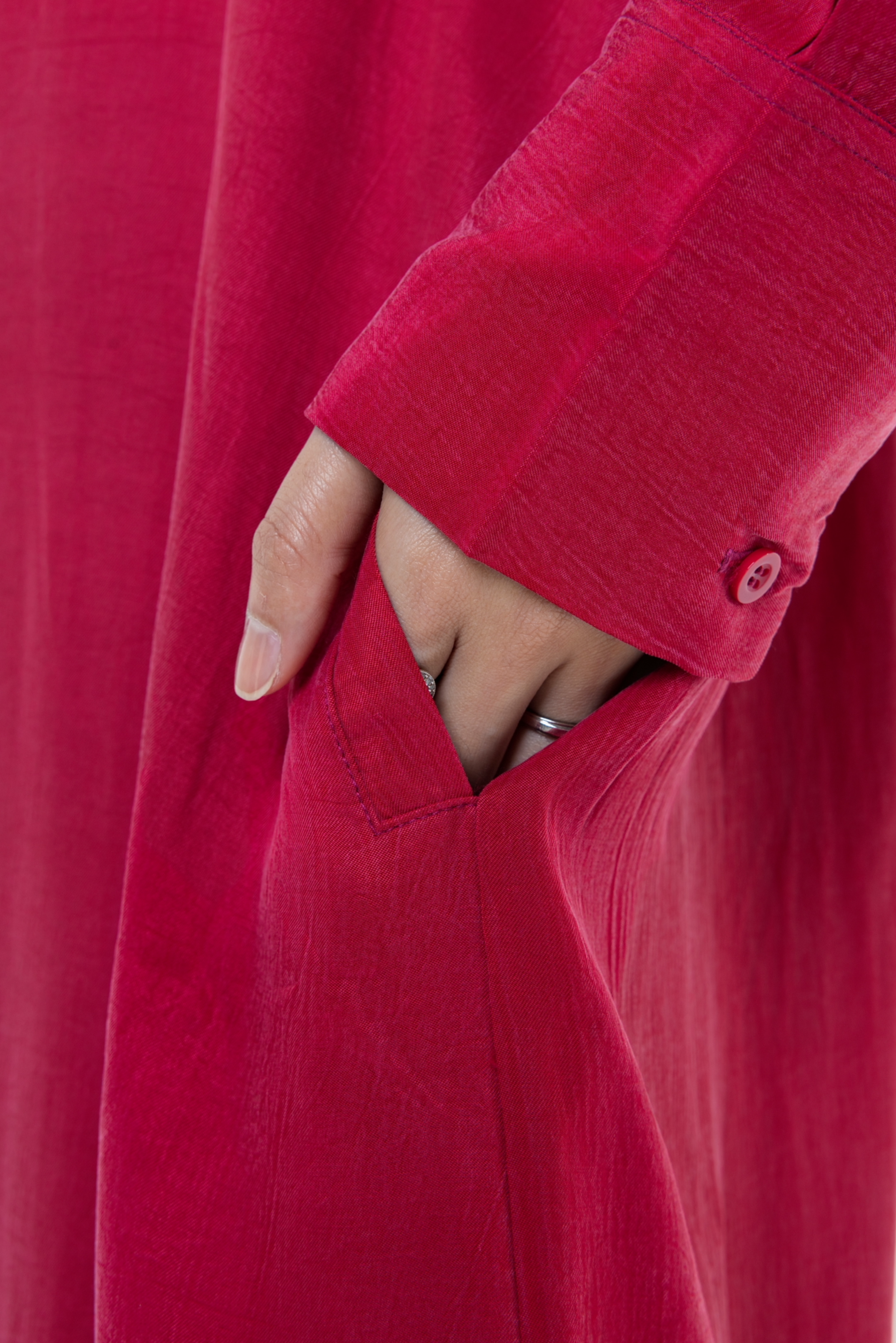 TALA ABAYA