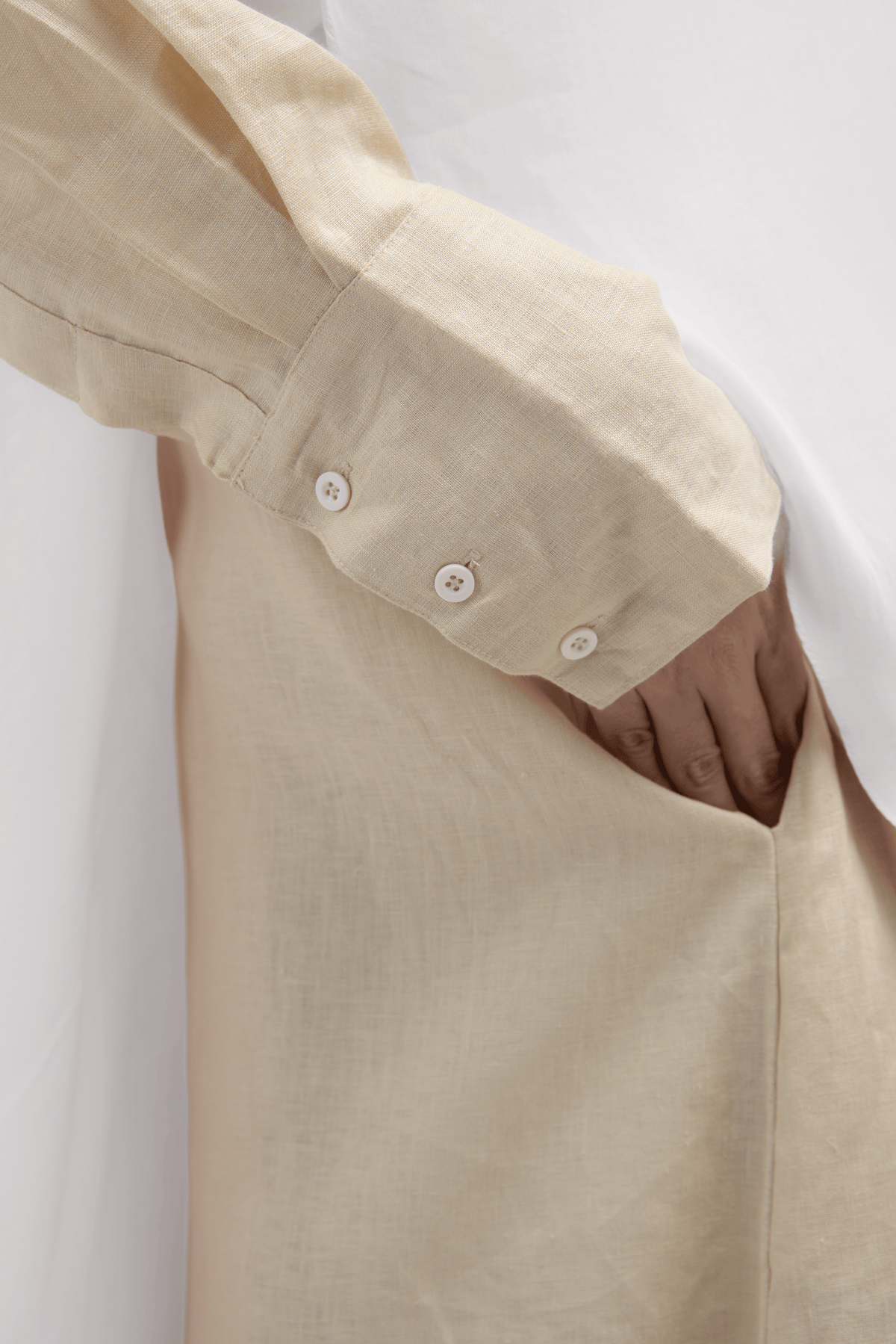 ELARA ABAYA