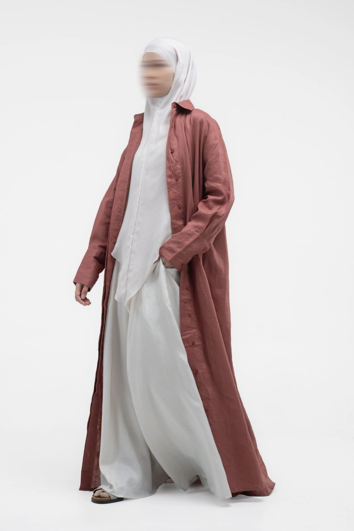 ELARA ABAYA