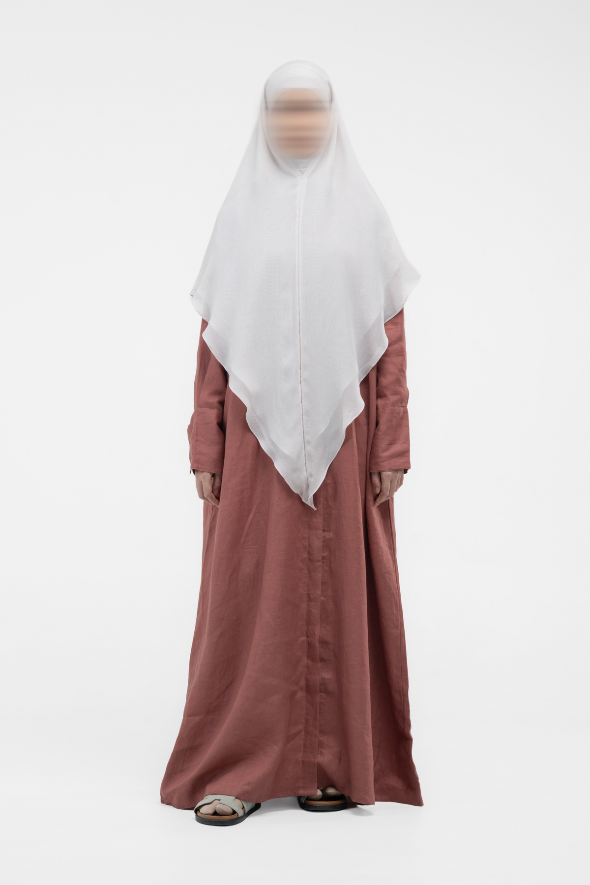 ELARA ABAYA