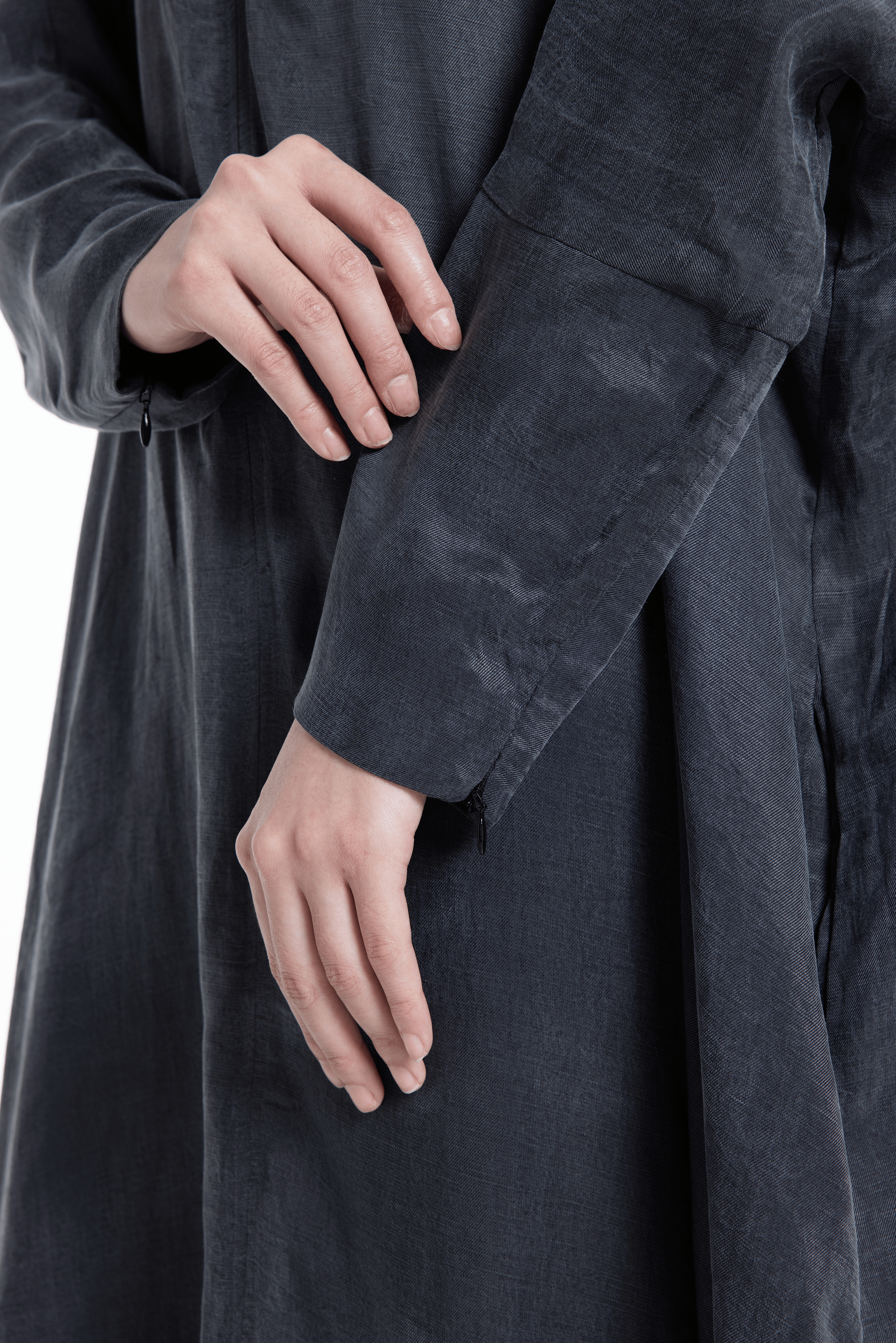 EMARA ABAYA