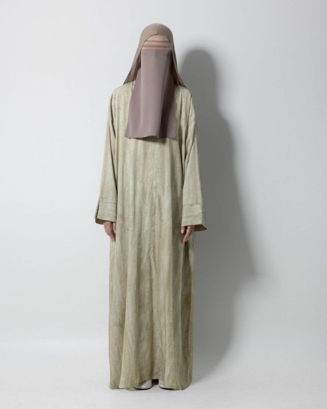 ESSENTIALS ABAYA