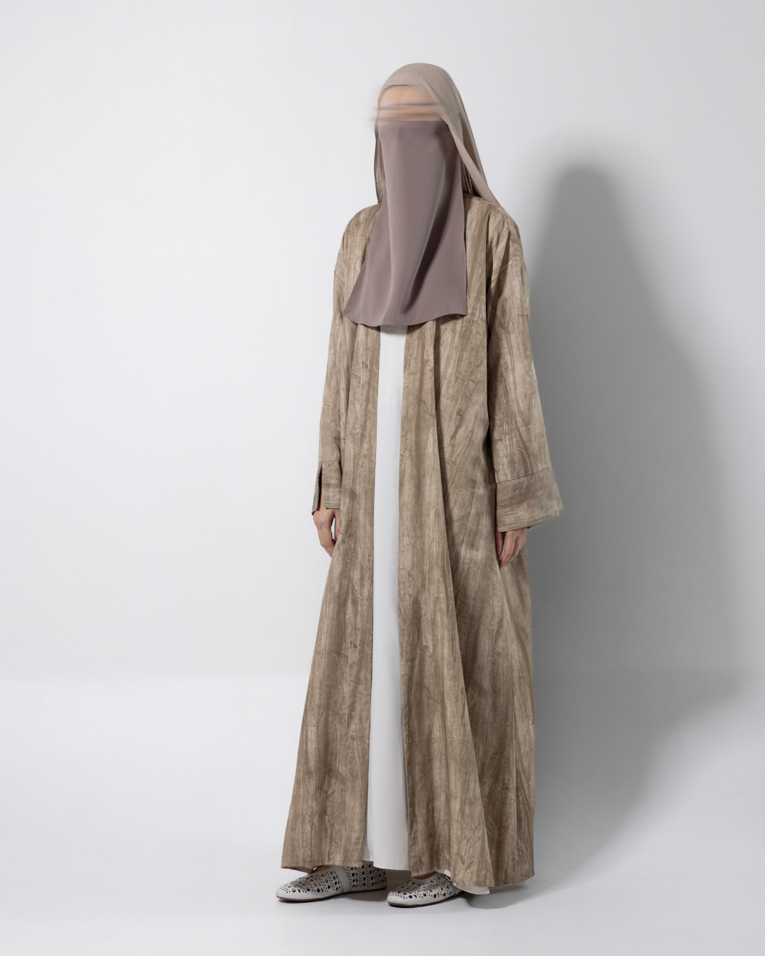 ESSENTIALS OUTER