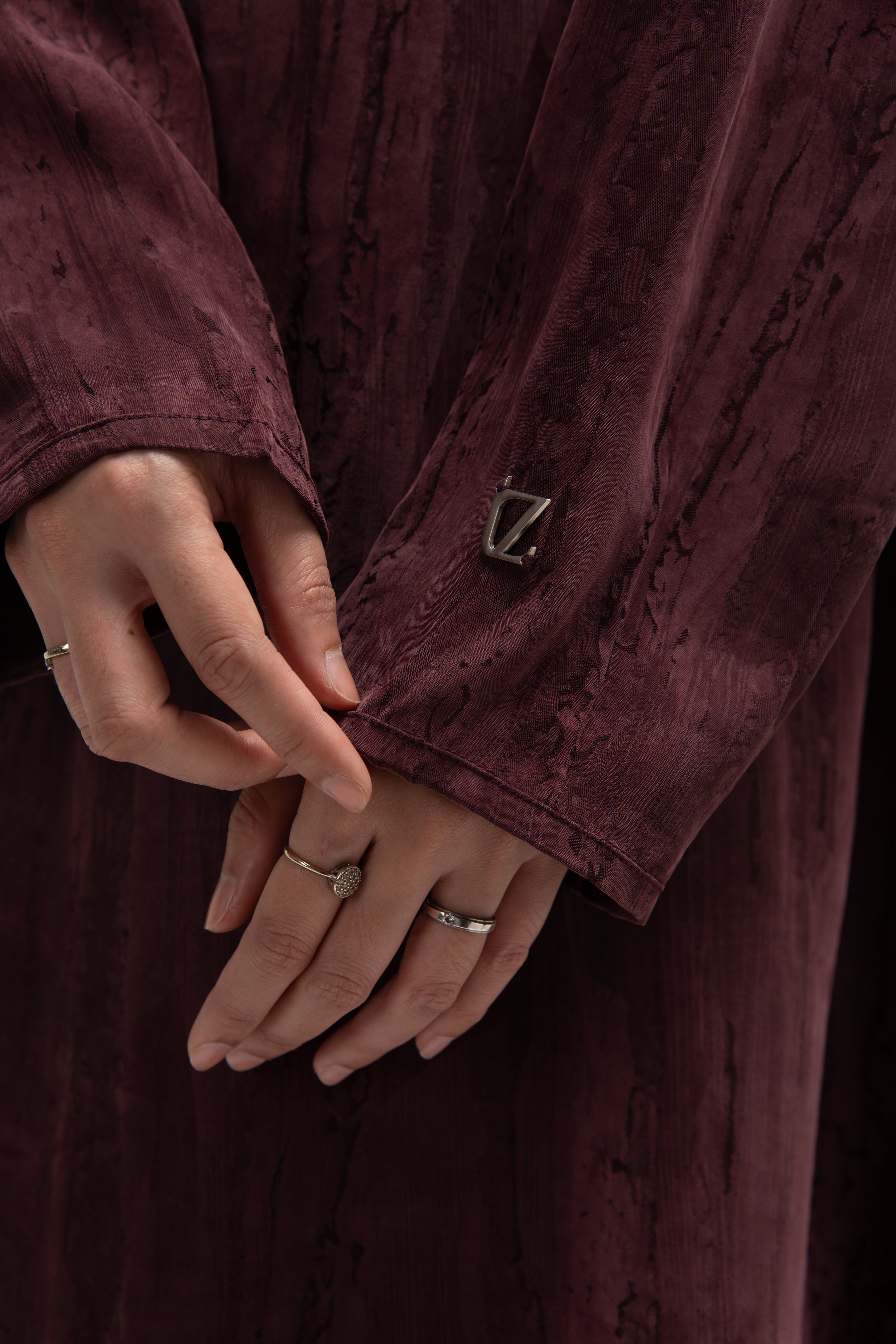 FAYE ABAYA - BARREL SLEEVE