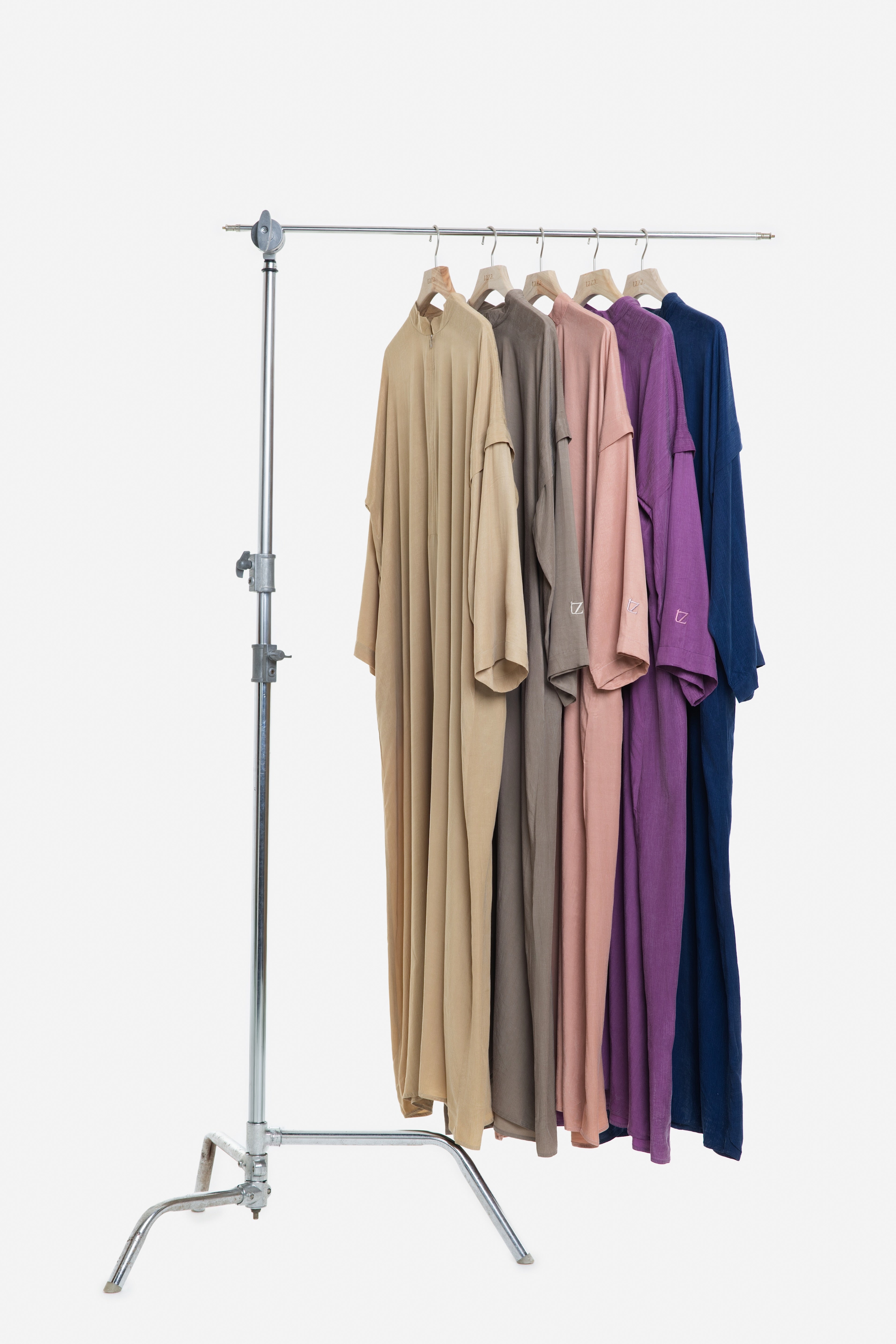 FINA ABAYA