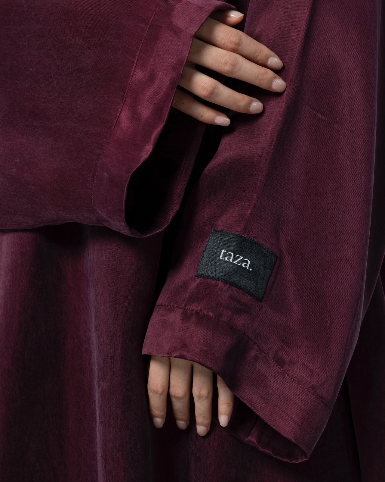 FINA ABAYA COUTURE