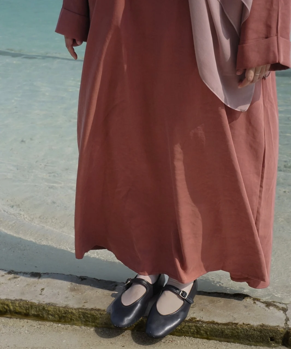 LEYA ABAYA