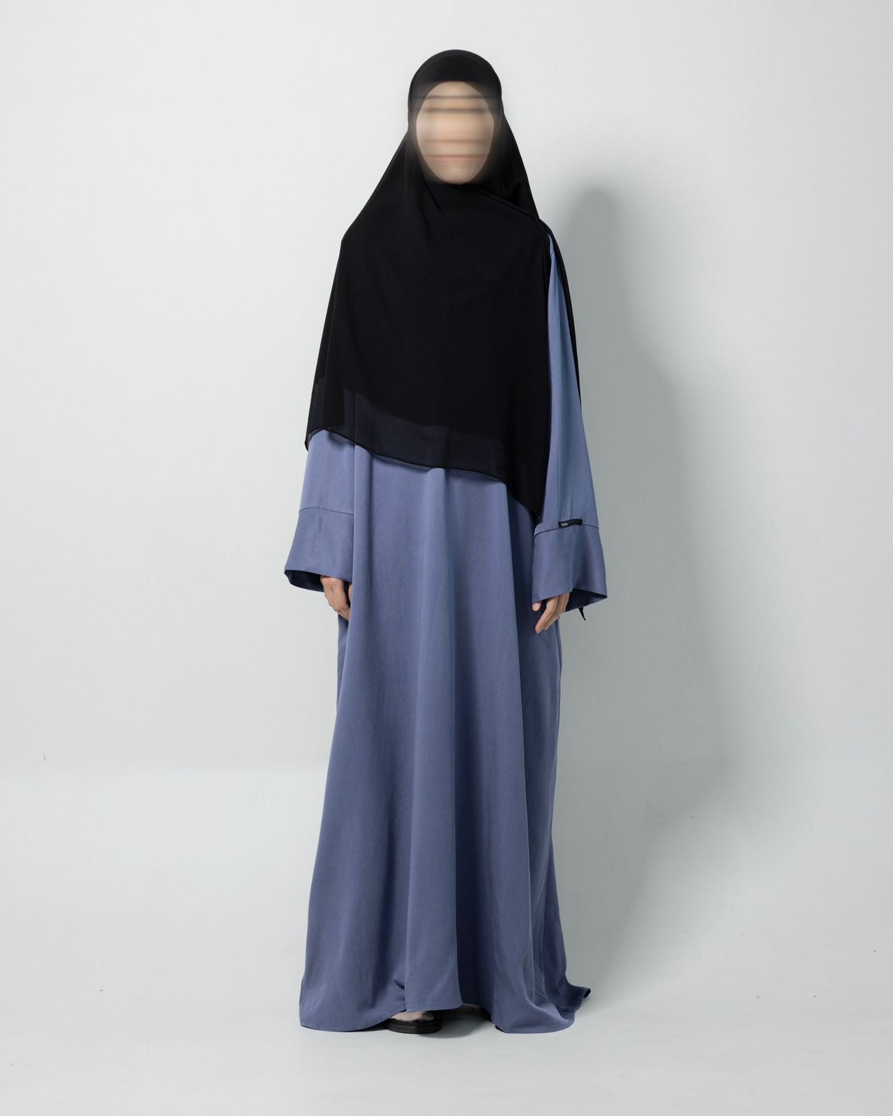 NEIMA ABAYA