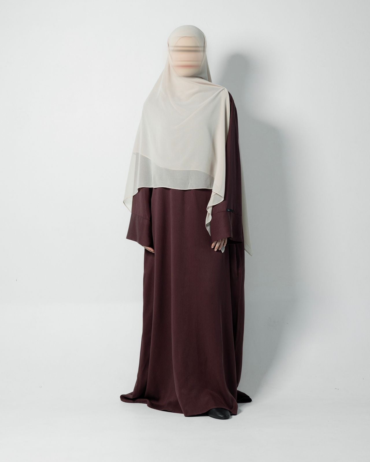 NEIMA ABAYA