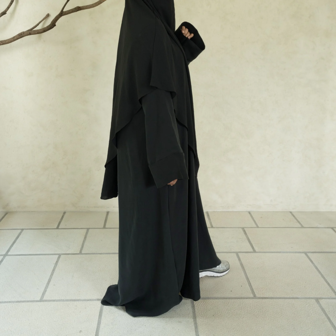 NEIMA ABAYA