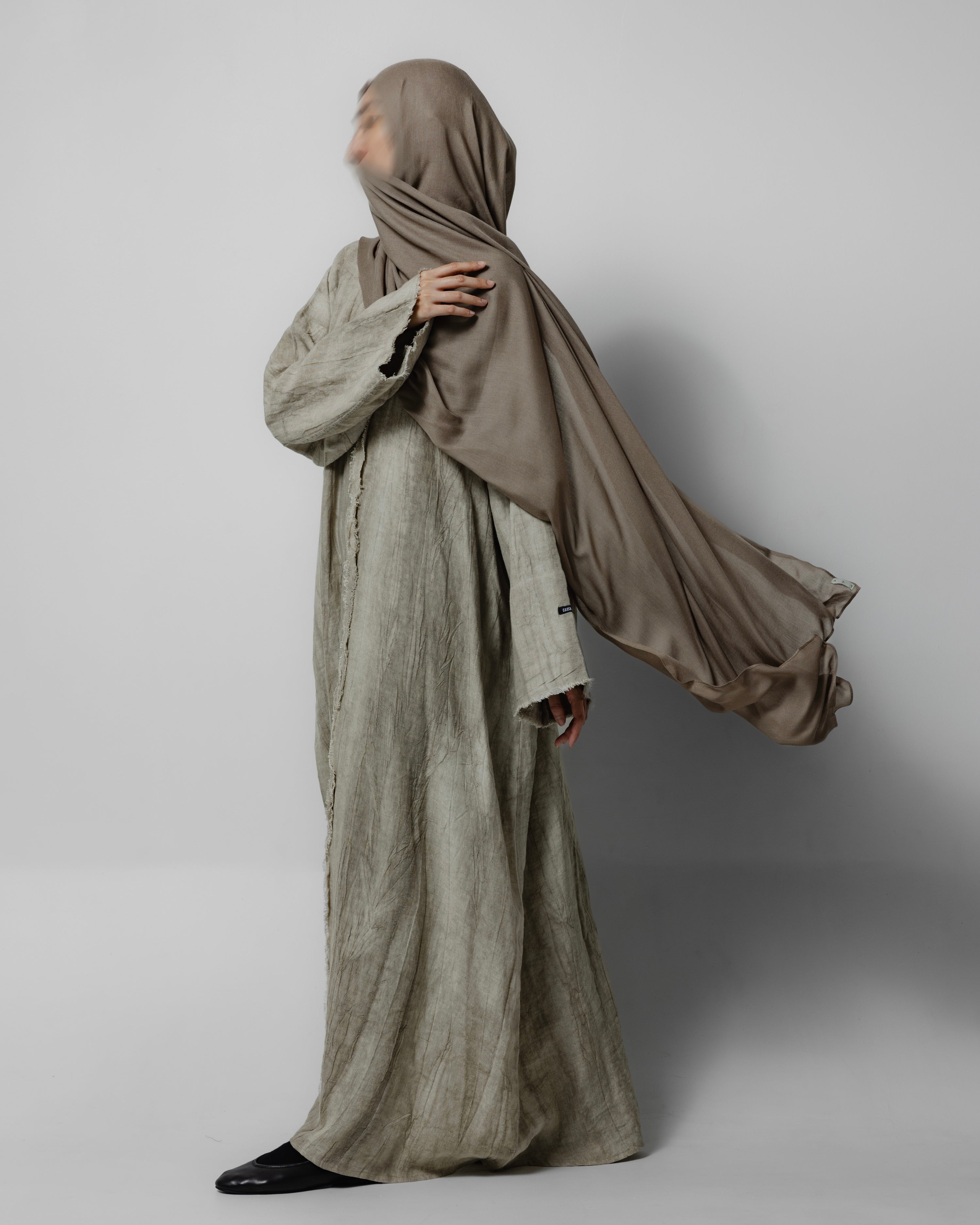 SARA ABAYA (Exclusive Collection)
