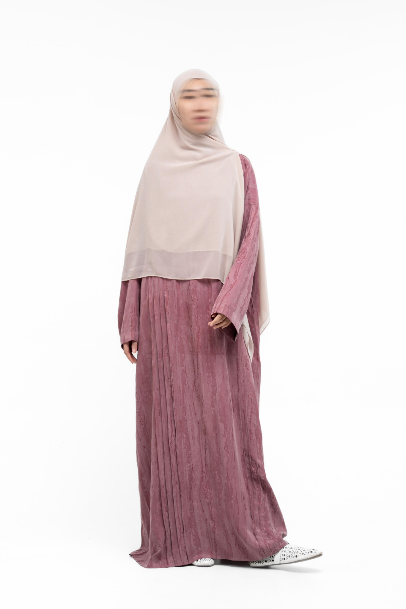 TEEQA ABAYA